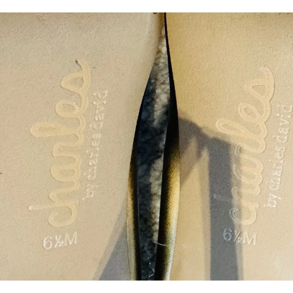 Charles by Charles David Makenice Gold Metallic Pointed Toe Stiletto Pumps 6.5M‎